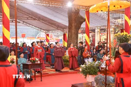 Lễ dâng hương khai Xuân Bính Ngọ 2026 tại Di tích Điện Kính Thiên, thuộc Khu Di sản Thế giới Hoàng thành Thăng Long (Hà Nội). (Ảnh: Thanh Tùng/TTXVN)
