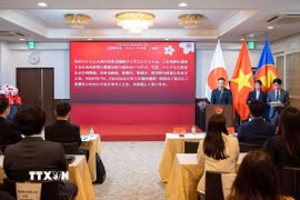 Ông Nguyễn Sáu, Công sứ Đại sứ quán Việt Nam tại Nhật Bản phát biểu tại buổi Lễ. (Ảnh: Xuân Giao/TTXVN)