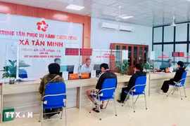 Xã Tân Minh, Hải Phòng đẩy mạnh cải cách hành chính, nâng cao chất lượng phục vụ nhân dân; đồng hành cùng doanh nghiệp, hộ kinh doanh. (Ảnh: Minh Huệ/TTXVN)