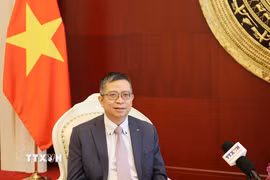 Đại sứ Việt Nam tại Trung Quốc Phạm Thanh Bình trả lời phỏng vấn phóng viên TTXVN tại Bắc Kinh. (Ảnh: Công Tuyên/TTXVN)