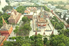 Chùa Ghositaram là một trong những ngôi chùa Phật giáo Nam tông đẹp và có kiến trúc độc đáo của đồng bào Khmer tỉnh Cà Mau. (Ảnh: Chanh Đa/TTXVN)