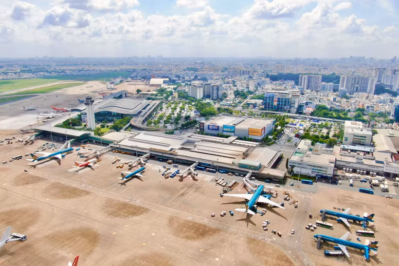 Máy bay của các hãng hàng không tại Sân bay quốc tế Tân Sơn Nhất. (Ảnh: PV/Vietnam+)