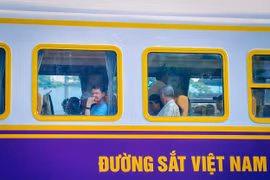 Ngành Đường sắt có những mốc son lịch sử vẻ vang và tình yêu nghề, truyền qua các thế hệ . (Ảnh: PV/Vietnam+)