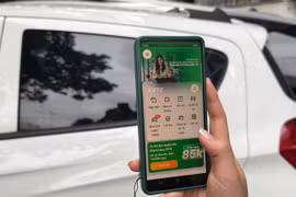 Từ ngày 1/10: Lái xe cần có tài khoản giao thông để qua trạm thu phí. (Ảnh: PV/Vietnam+)
