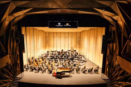 “Vietnam Airlines Classic-Hanoi Concert 2025” sẽ diễn ra trong hai đêm 10/10 và 11/10/2025 tại Nhà hát Hồ Gươm (Hà Nội). (Ảnh: PV/Vietnam+)