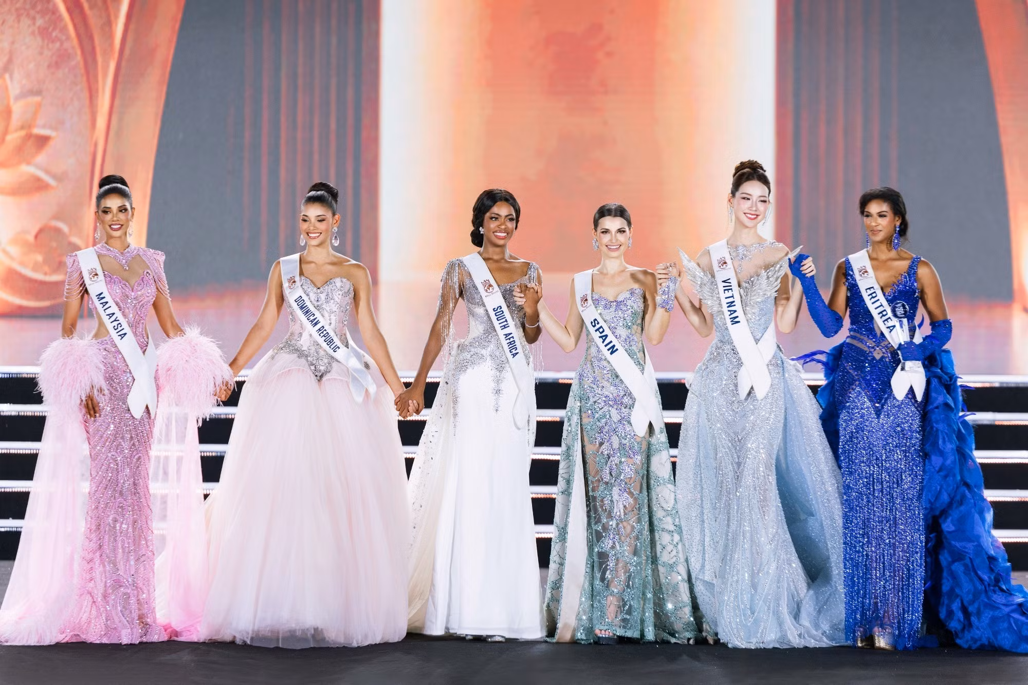 7555missworld-2026-foto-kiengcan-studio.jpg