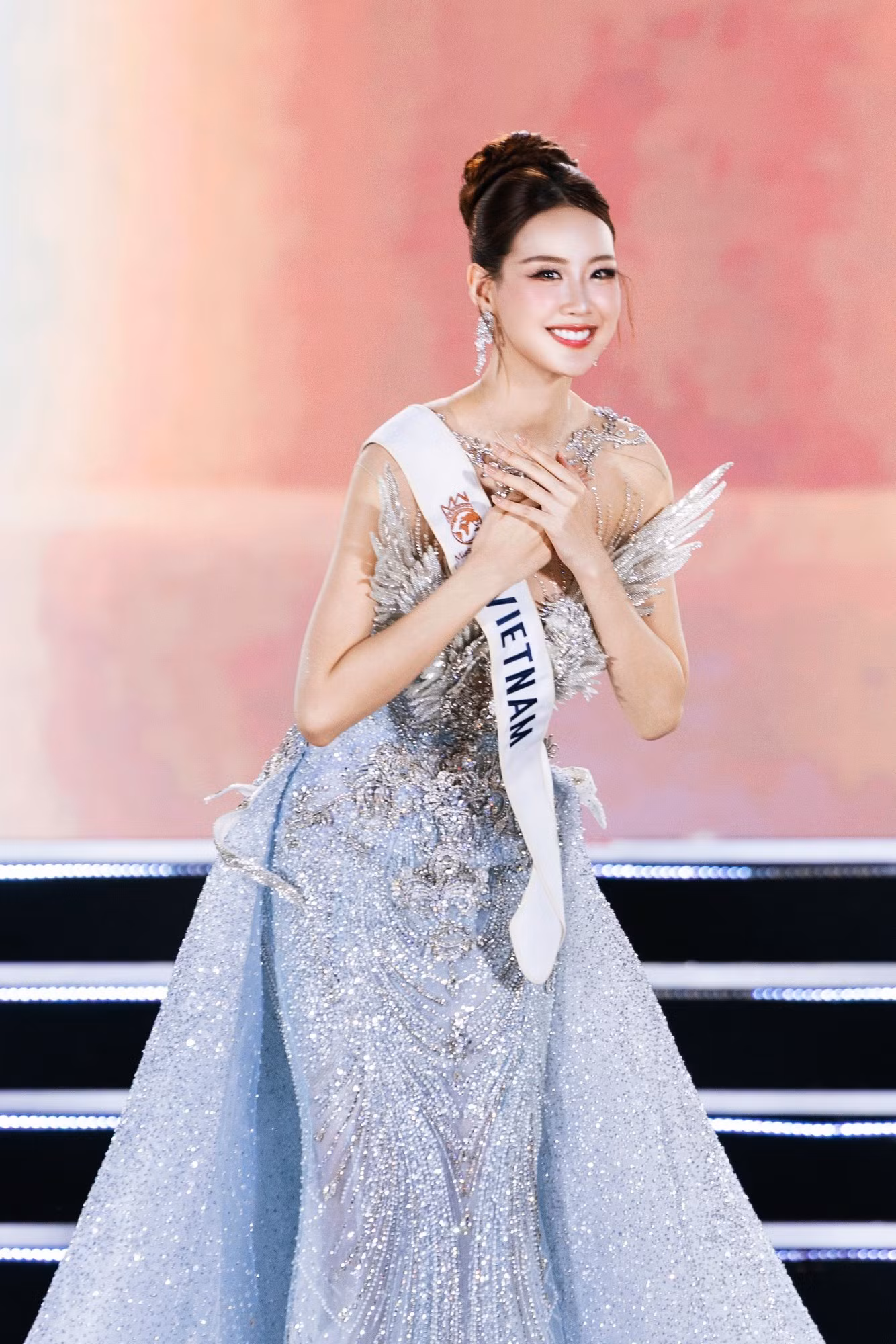 7553missworld-2026-foto-kiengcan-studio.jpg