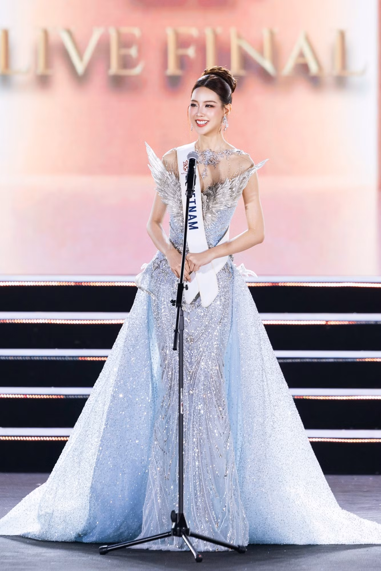 7558missworld-2026-foto-kiengcan-studio.jpg