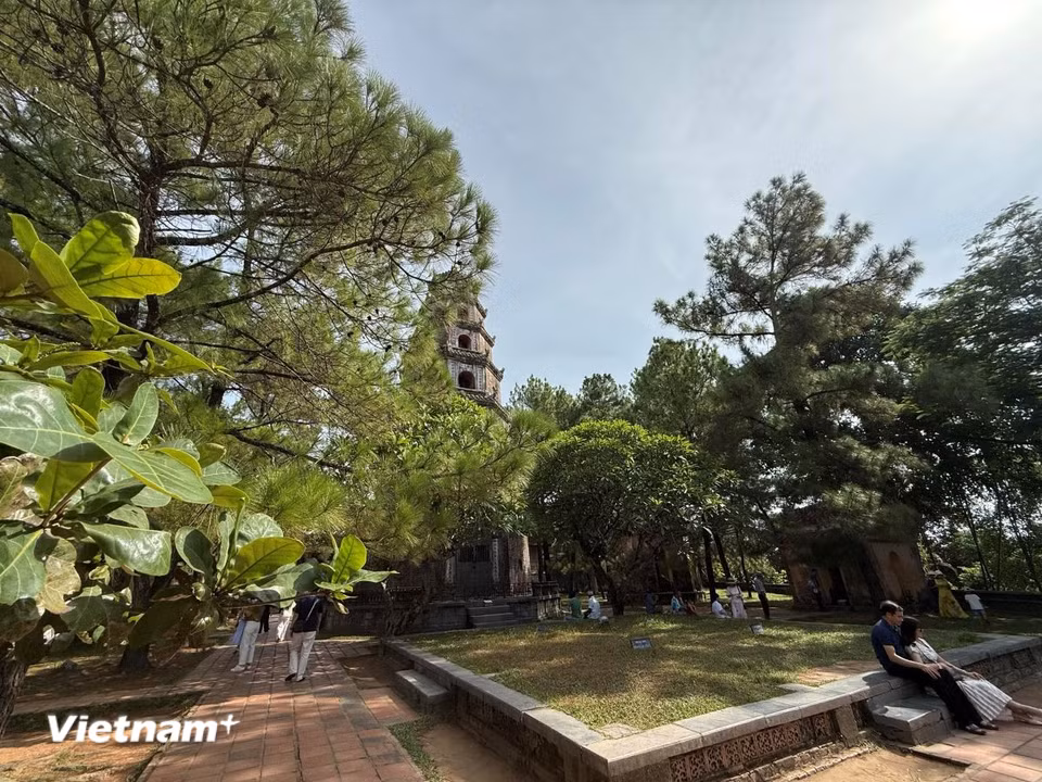 Chùa còn có tên gọi khác là chùa Linh Mụ. (Ảnh: Thái Hà/Vietnam+)