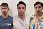Ba bị can Nguyễn Văn Hưng, Nguyễn Văn Phúc và Phan Quang Huỳnh (từ trái qua phải), bị khởi tố về tội “Xâm phạm quyền tác giả.” (Ảnh: TTXVN phát)