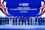 Thủ tướng Phạm Minh Chính và các Trưởng đoàn chụp ảnh chung tại Lễ khai mạc Hội nghị Cấp cao ASEAN lần thứ 47. (Ảnh: Dương Giang/TTXVN)