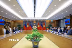Thủ tướng Lê Minh Hưng hội đàm với Thủ tướng Công quốc Liechtenstein Brigitte Haas. (Ảnh: Dương Giang/TTXVN)