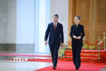 Thủ tướng Lê Minh Hưng và Thủ tướng Liechtenstein Brigitte Haas. (Ảnh: Dương Giang/TTXVN)