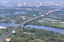 Cao tốc Thành phố Hồ Chí Minh-Long Thành-Dầu Giây, tuyến đường tăng kết nối Thành phố Hồ Chí Minh với Đông Nam Bộ. (Ảnh: Liên Sơn/TTXVN)