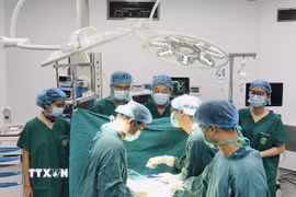 50 phút giành lại sự sống cho người bệnh tại Bệnh viện Bạch Mai cơ sở Ninh Bình