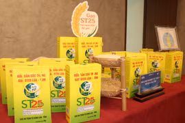 Gạo ST25 thương hiệu "Gạo Ông Cua". (Ảnh: Thu Hiền/TTXVN)