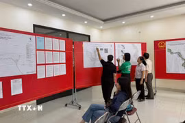 Thời gian lấy ý kiến cộng đồng dân cư tại phường Phú Thượng là 20 ngày kể từ ngày 7-26/9. (Ảnh: Nguyễn Thắng/TTXVN)