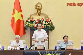 Chủ tịch Quốc hội Trần Thanh Mẫn phát biểu bế mạc Phiên họp thứ tư của Ủy ban Thường vụ Quốc hội. (Ảnh: Doãn Tấn/TTXVN)