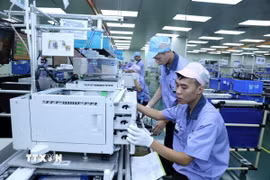 Công ty TNHH Công nghiệp chính xác EVA, vốn đầu tư của Hong Kong (Trung Quốc) tại khu công nghiệp, đô thị VSIP Hải Phòng, chuyên sản xuất linh kiện điện tử cho máy văn phòng. (Ảnh: Danh Lam/TTXVN)