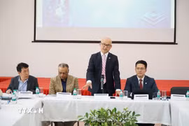 Đại sứ Việt Nam tại Ấn Độ Trịnh Minh Mạnh bày tỏ hy vọng các đối tác Ấn Độ chia sẻ tri thức, kinh nghiệm, chuyên môn và mở ra những cơ hội hợp tác cụ thể với cộng đồng khoa học-công nghệ Việt Nam nói chung và Khu Công nghệ cao Hòa Lạc nói riêng. (Ảnh: Vũ Hà/TTXVN)