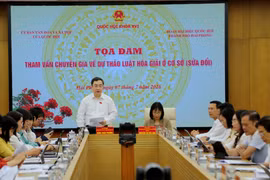 Ông Đặng Xuân Phương, Phó Chủ nhiệm Ủy ban Văn hóa Xã hội của Quốc hội, phát biểu. (Ảnh: Minh Thu/TTXVN)