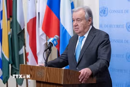 Tổng thư ký Liên hợp quốc Antonio Guterres trong cuộc họp báo tại New York, Mỹ ngày 17/12/2025. (Ảnh: THX/TTXVN)