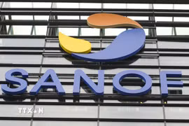 Biểu tượng của tập đoàn dược phẩm khổng lồ Sanofi của Pháp. (Ảnh: AFP/TTXVN)