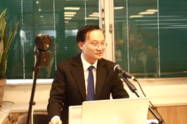 Đại sứ Việt Nam tại Israel Nguyễn Kỳ Sơn phát biểu khai mạc Hội thảo kết nối nông nghiệp công nghệ cao Việt Nam-Israel 2026. (Ảnh: Thanh Bình/TTXVN)