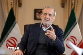 Tổng thống Iran Masoud Pezeshkian. (Ảnh IRNATTXVN phát)