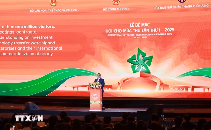Lễ Bế mạc Hội chợ Mùa Thu lần thứ nhất-năm 2025 (Ảnh: Dương Giang/TTXVN)