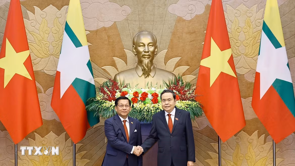 (Ảnh: Doãn Tấn/TTXVN)Chủ tịch Quốc hội Trần Thanh Mẫn hội kiến Tổng thống nước Cộng hòa Liên bang Myanmar Min Aung Hlaing.