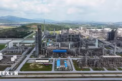 Nhà máy lọc hóa dầu Nghi Sơn nằm trong khu kinh tế Nghi Sơn, phường Nghi Sơn, tỉnh Thanh Hóa. (Ảnh: Vũ Sinh/TTXVN)