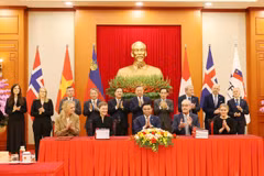 Chính thức ký kết Hiệp định Thương mại Tự do Việt Nam-EFTA (VEFTA). (Ảnh: BCT/Vietnam+)