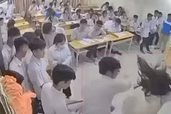Cảnh nam sinh đánh cô giáo. (Ảnh cắt từ video)