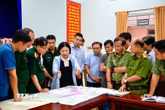 Sở Khoa học và Công nghệ tỉnh Tây Ninh triển khai các nhiệm vụ thực tiễn về nghiên cứu, thử nghiệm và ứng dụng UAV, từng bước xây dựng hệ sinh thái phương tiện không người lái trên địa bàn tỉnh. (Ảnh: Giang Phương/TTXVN)