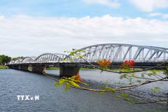 Thành phố Huế. (Ảnh: Nguyên Lý/TTXVN)