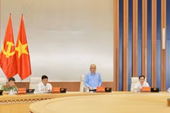 Chủ tịch UBND thành phố Hải Phòng Đỗ Thành Trung yêu cầu các sở, ban, ngành, địa phương thực hiện nghiêm túc, hiệu quả kịch bản tăng trưởng kinh tế và kịch bản giải ngân vốn đầu tư công. (Ảnh: Minh Huệ/TTXVN)