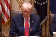 Tổng thống Trump đe dọa tấn công mọi quốc gia tuồn ma túy vào Mỹ 
