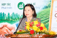 Phó Giám đốc Sở Nông nghiệp và Môi trường thành phố Đồng Nai Lê Thị Ánh Tuyết phát biểu tại hội nghị. (Ảnh: Nhật Bình/TTXVN)