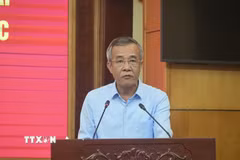 Bí thư Tỉnh ủy Thanh Hóa Lê Đức Thái ghi nhận và đánh giá cao các ý kiến thẳng thắn, trách nhiệm, trí tuệ và tâm huyết của đội ngũ trí thức, các nhà khoa học. (Ảnh: Hoa Mai/TTXVN)