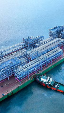 Gần 2.000 tấn Module “Made in Vietnam” do Doosan Vina sản xuất trên đường đến thị trường Hoa Kỳ. (Nguồn: TTXVN)