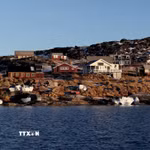 Quang cảnh gần thủ phủ Nuuk, Greenland. (Ảnh: THX/TTXVN phát)