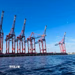 Cảng Hamburg, cảng lớn nhất của Đức. (Ảnh: TTXVN phát)