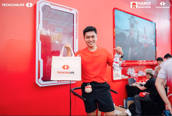 Techcom Life đồng hành Giải Marathon Quốc tế Hà Nội Techcombank mùa thứ 5