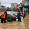 Giữa "biển nước" miền Trung, VNPT căng mình giữ mạch liên lạc