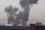Khói bốc lên sau một vụ nổ ở thủ đô Tehran, Iran ngày 28/2. (Ảnh: The Times of Israel/TTXVN)