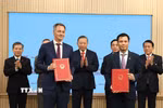 Tổng Bí thư, Chủ tịch nước Tô Lâm chứng kiến lễ trao văn kiện, thỏa thuận hợp tác của Việt Nam với các cơ quan của Liên hợp quốc. (Ảnh: Thống Nhất/TTXVN)
