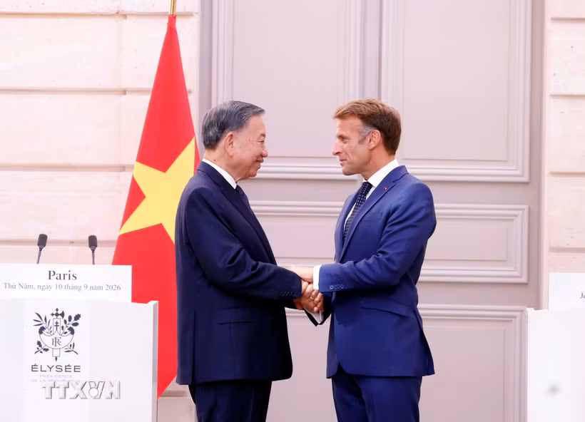 Tổng Bí thư, Chủ tịch nước Tô Lâm và Tổng thống Pháp Emmanuel Macron. (Ảnh: Thống Nhất/TTXVN)