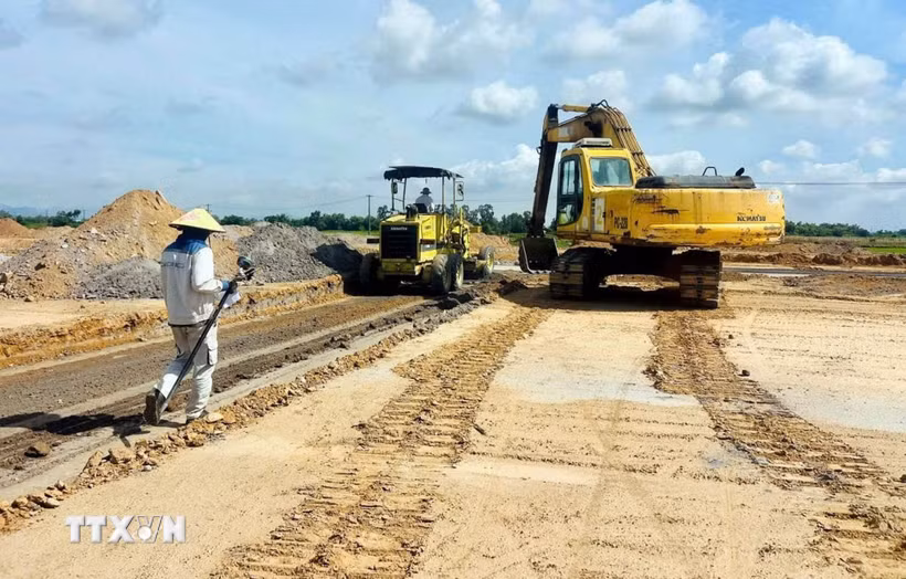 Khu tái định cư phục vụ Dự án đường sắt tốc độ cao trên trục Bắc-Nam qua phường Điện Bàn Bắc, thành phố Đà Nẵng. (Ảnh: Trần Tĩnh/TTXVN)