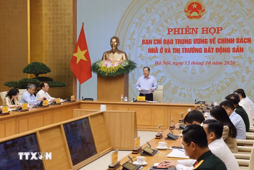 Phó Thủ tướng Thường trực Phạm Gia Túc chủ trì họp Ban Chỉ đạo Trung ương về chính sách nhà ở và thị trường bất động sản. (Ảnh: Lâm Khánh/TTXVN)